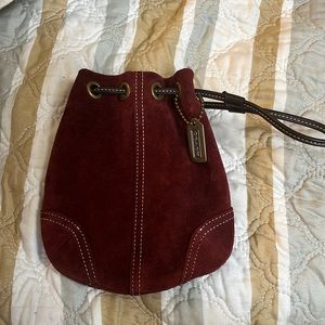 EUC Vintage coach pouch